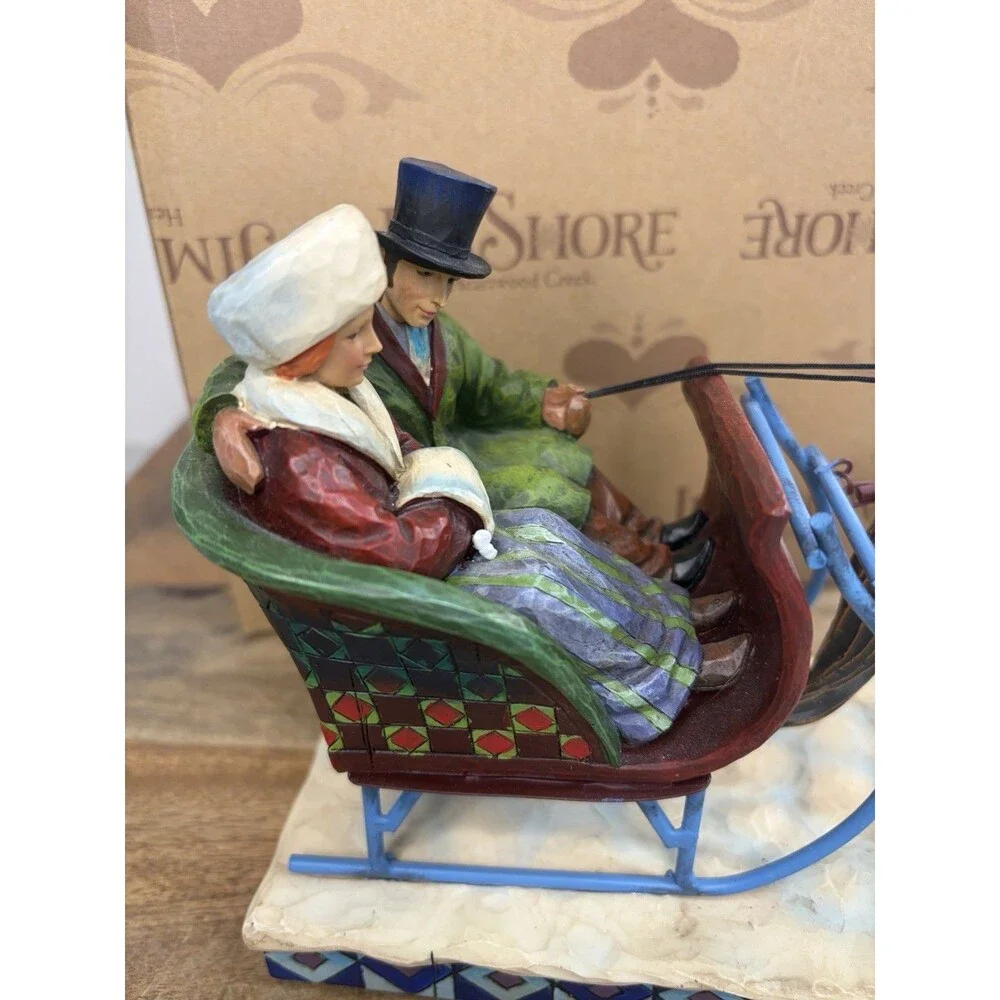2006 Jim Shore Heartwood Creek Dashing Into The Season Couple in Sleigh W/ Horse